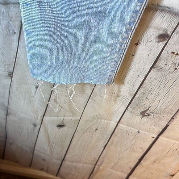 Levi’s 501 90s Light Wash Skinny Jeans size W26 x L28 Button Fly Raw Hem - Picture 4 of 13
